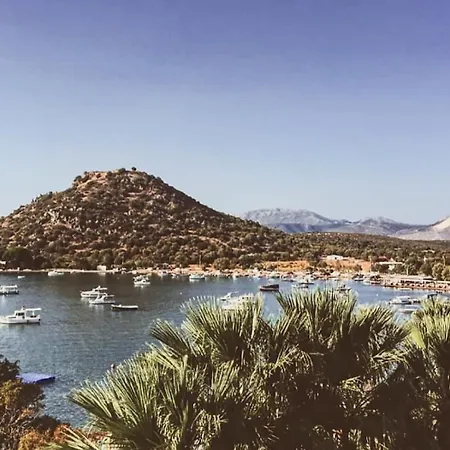 Kendine Oezgue Huzur Doga Ve Deniz Keyfini Yasayin Çeşme