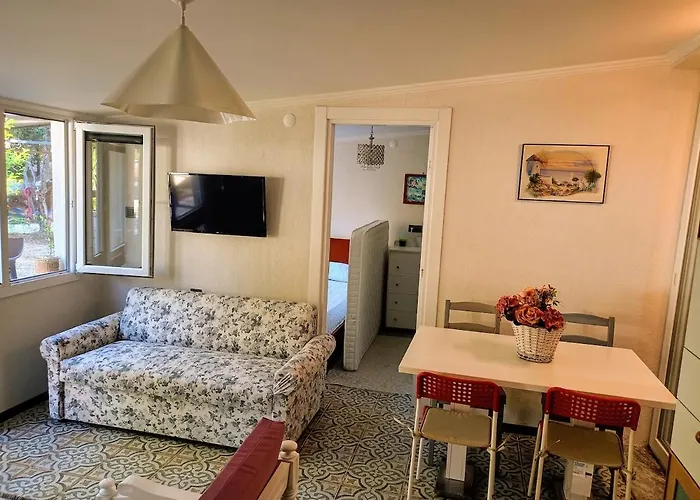 Kendine Oezgue Huzur Doga Ve Deniz Keyfini Yasayin *