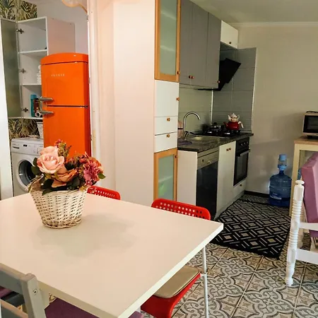 Kendine Oezgue Huzur Doga Ve Deniz Keyfini Yasayin